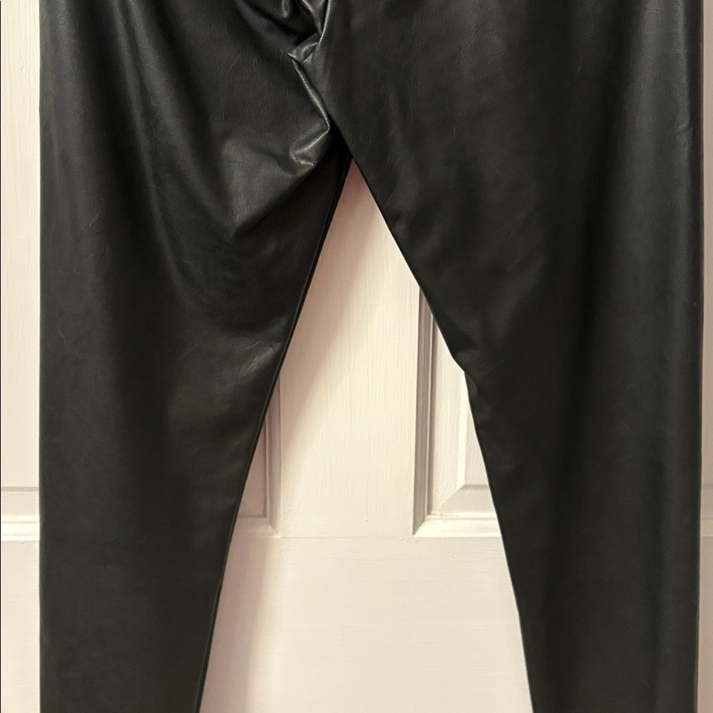 Boston Proper Black‎ Leatherette Pants XS - Picture 12 of 14